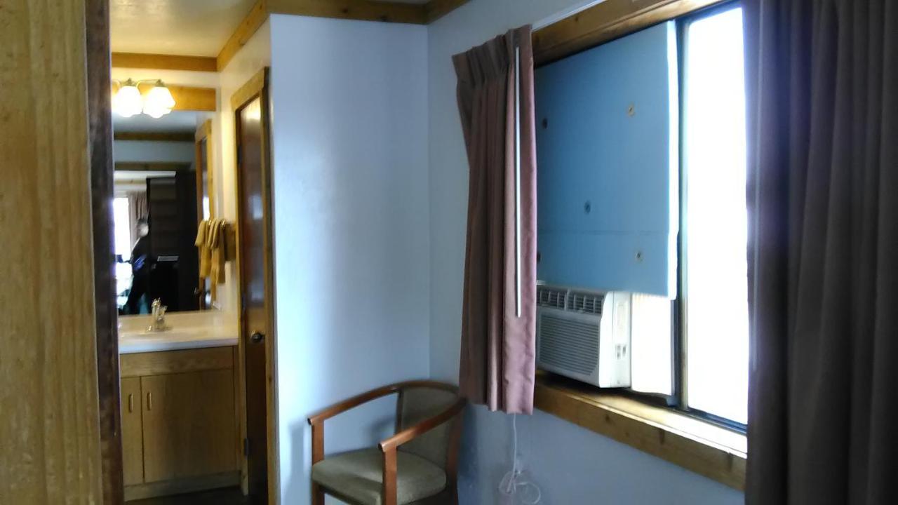 High Country Motel Bellevue Exteriör bild